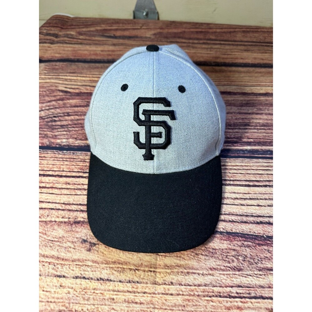San Francisco Giants Men's Hat Grey Dignity Health